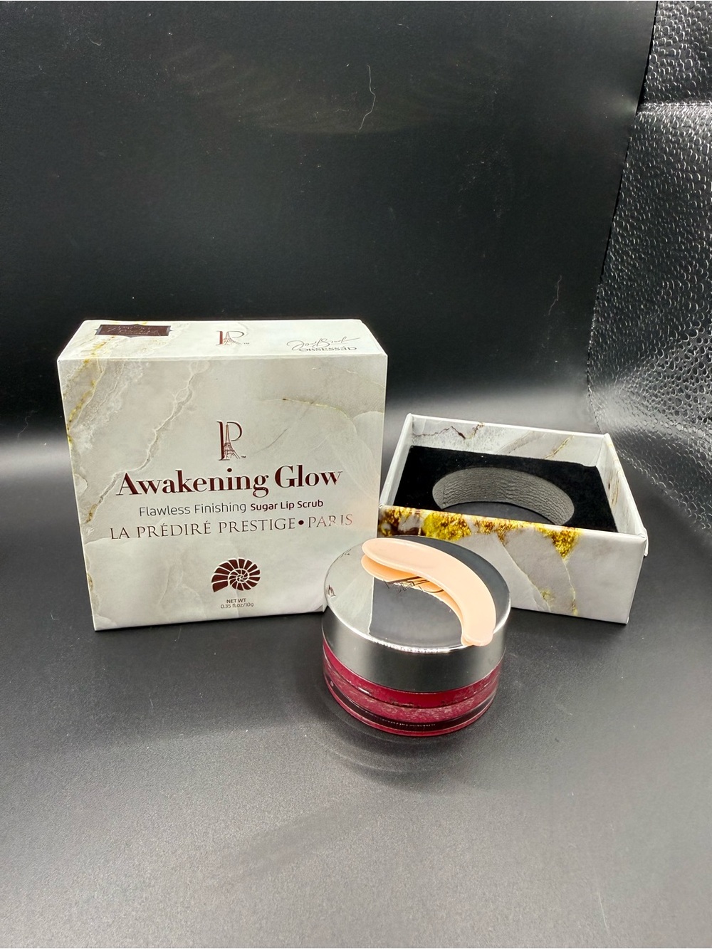 Prestige Paris Awakening Glow Flawless Finishing Sugar Lip Scrub -